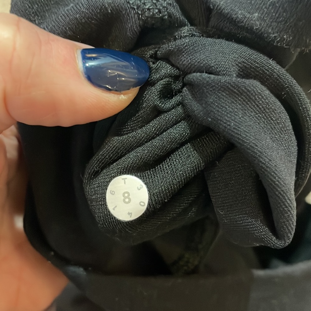 Lululemon Tech mesh leggings - Picture 3 of 3